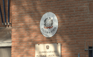 Fano, estintori scaduti e porte antincendio guaste al Commissariato: la denuncia del Siulp