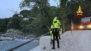 Ragazzi bloccati sul Metauro: salvati in cinque alle Marmitte dei Giganti