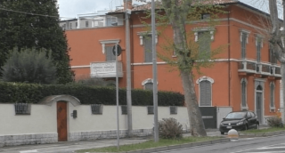 Incidente tra mezzi pesanti, chiuso un tratto della SS 73 Bis